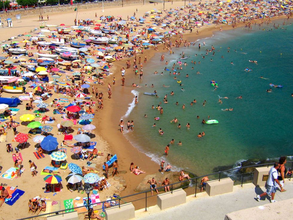 10 Things You Know All Too Well If You Grew Up In A Beach Town