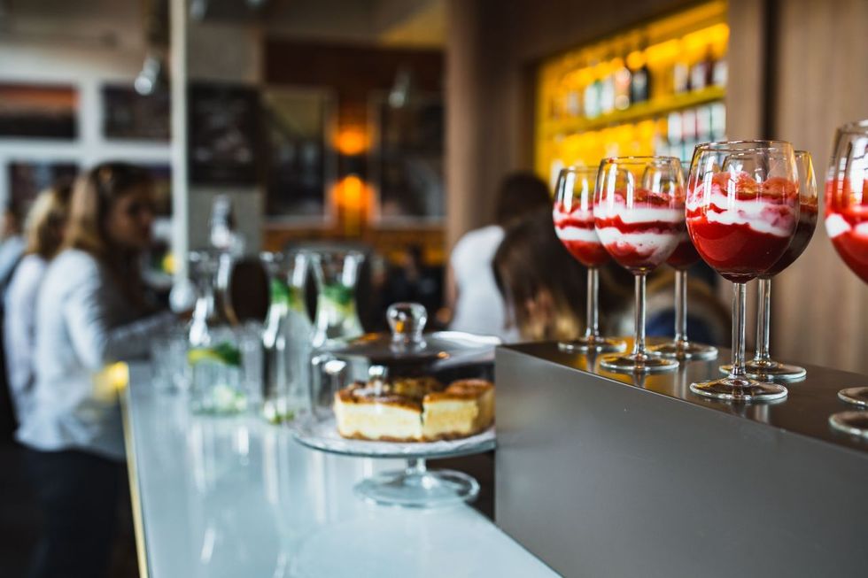 9 Things You Should Know Before Getting A Job Waiting Tables