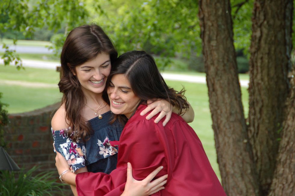 10 Pieces Of Advice For The Little Sister Who's Graduating High School