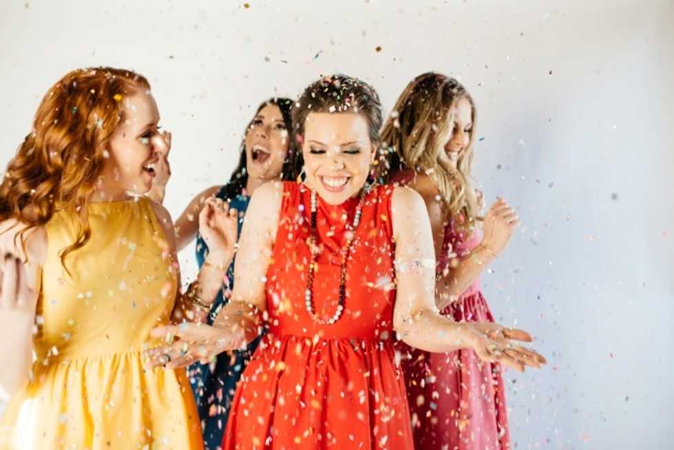10 Times Every Office Job Gal Celebrates