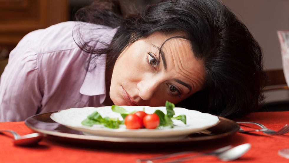 7 Thoughts All Women Have When Starting Another New Diet