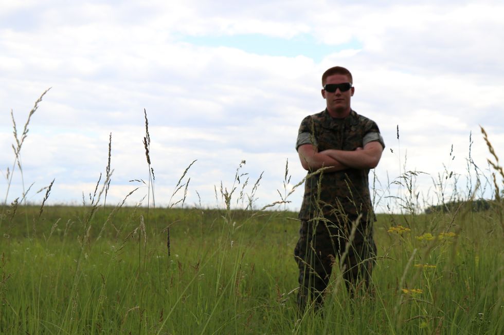 Dear President Trump, Build. that. damn. wall.