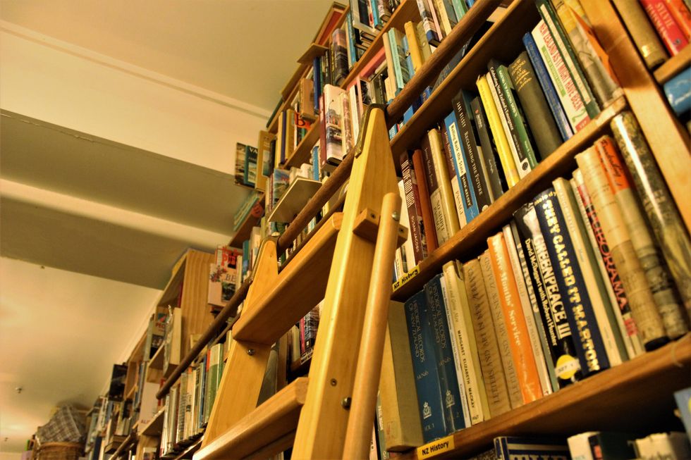 5 Great Music Mix Channels For Your Next Reading Marathon