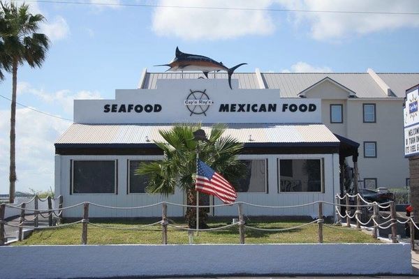 10 Reasons To Eat At Captain Roy's On South Padre Island Immediately