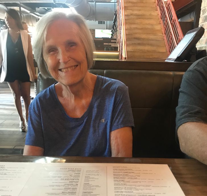 10 Things That My Grandma With Alzheimer's has done that are super relatable