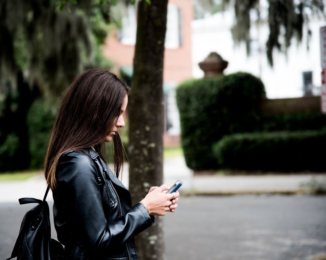 Guys, Here Are 15 Texts Girls Wish You Would Send Instead Of The BS We Usually Get From You