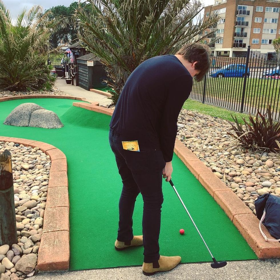 5 reasons why mini Golf is a Good first date