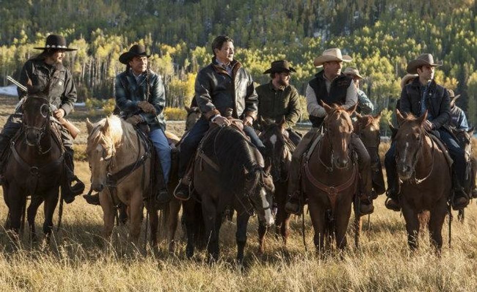 5 Reasons why you should watch the new television series "Yellowstone"