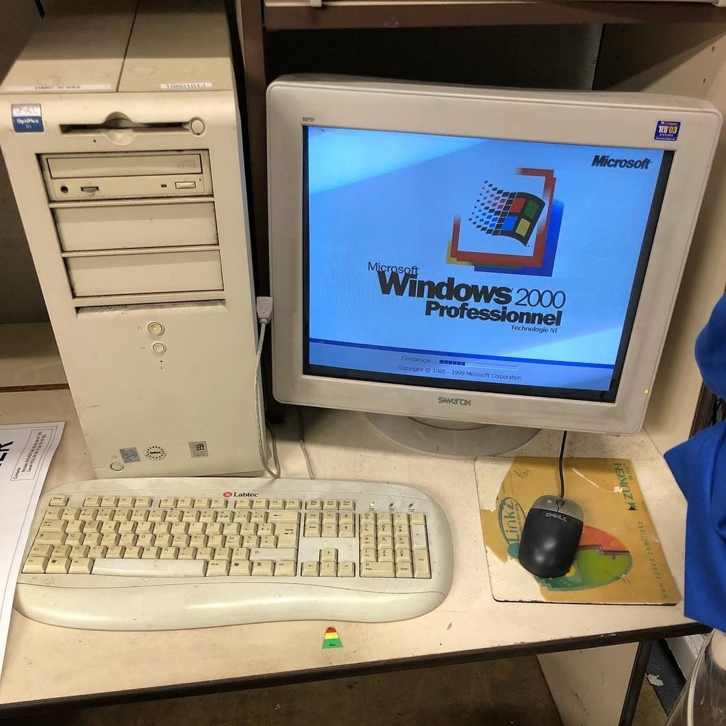 Clear Computer 2000s Early 2000s Technology