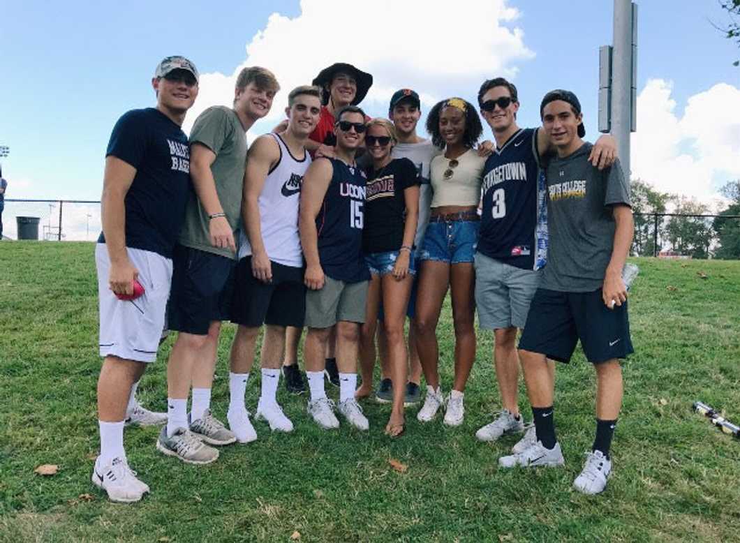 Coming From Personal Experience, You CAN Fully Experience College With A High School Boyfriend