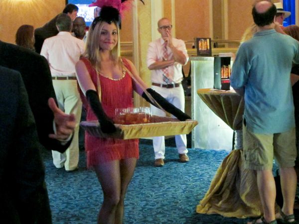 9 Thoughts Servers Have Every Day They Work