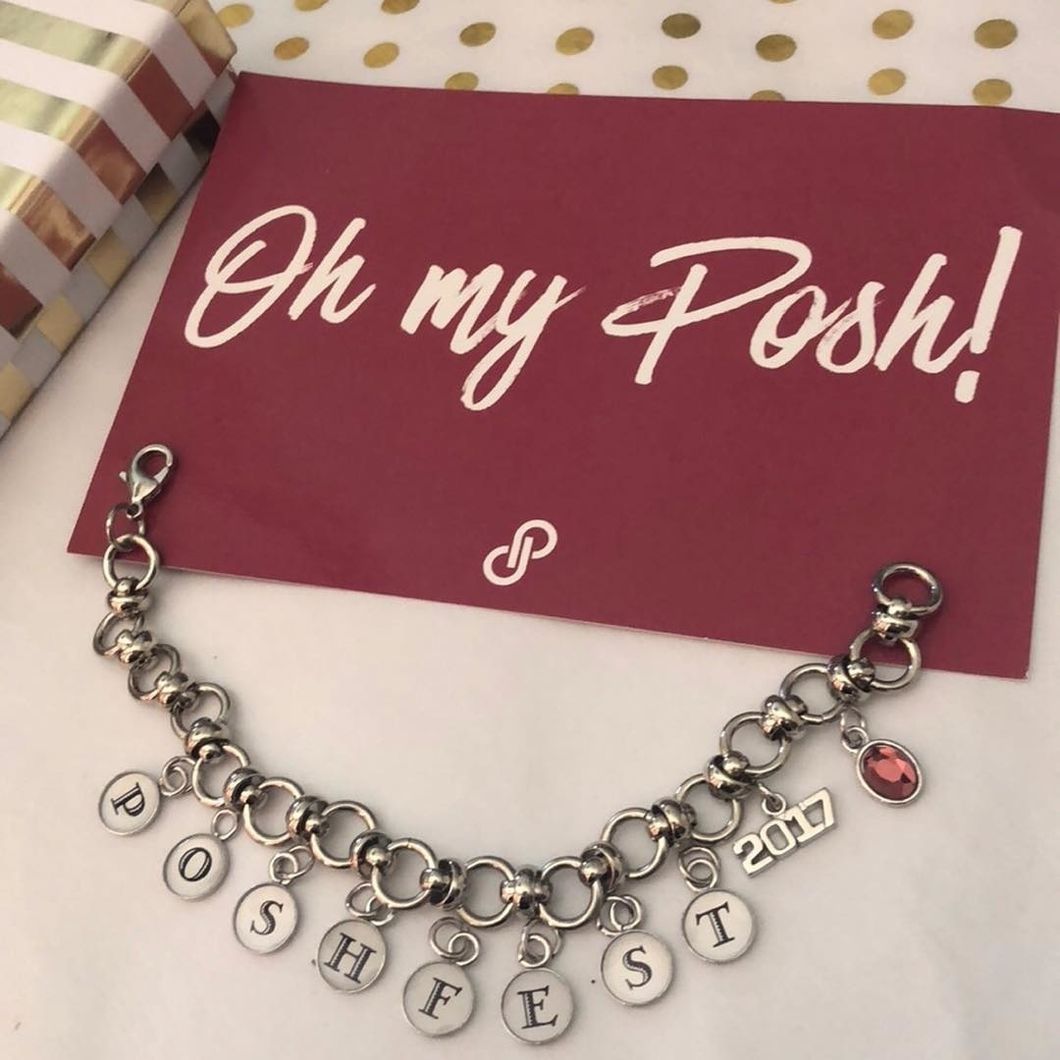 I'm Addicted To Poshmark And You Should Be Too