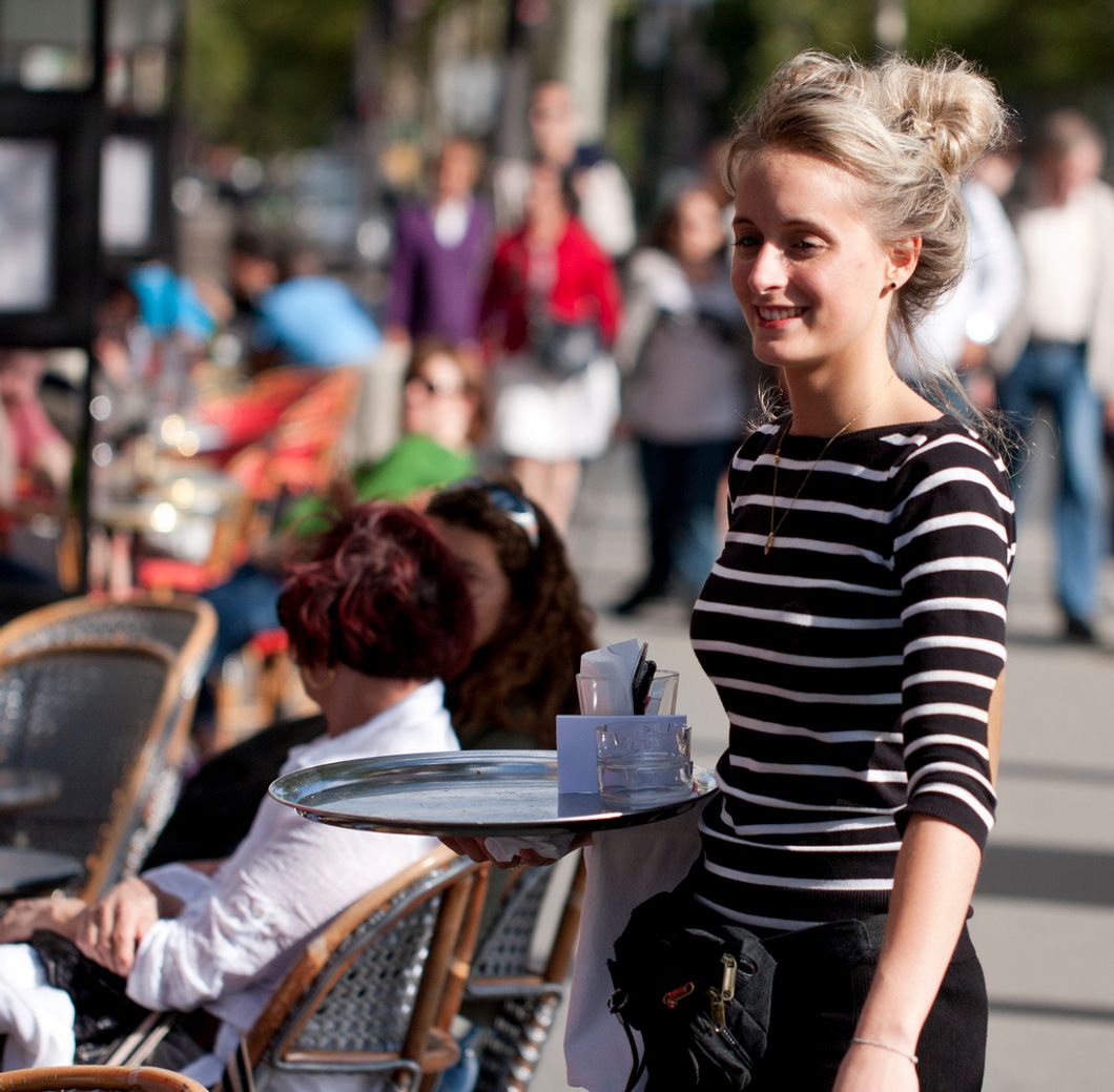 After Working In Food Service For Few Weeks, I realized It Isn't That Bad