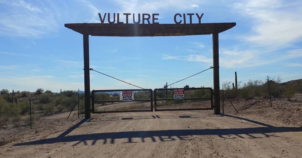 the everlasting haunt for gold at vulture mine