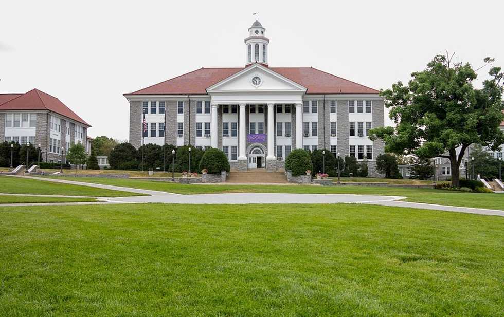 Where The Dunder Mifflin Employees would Eat, If They Were On JMU's Campus