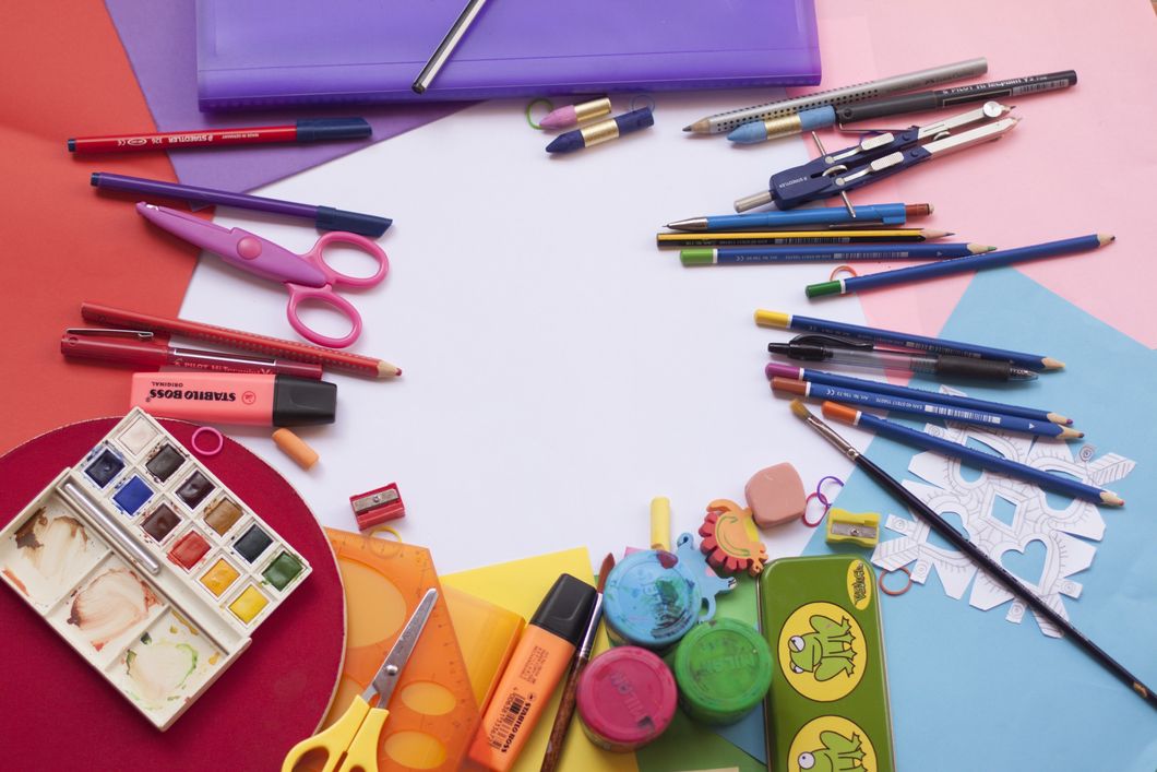 The 10 School Supplies We All Begged Our Moms To Buy For Us