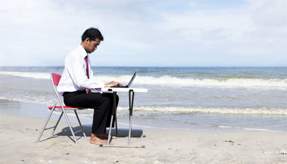 8 Pros And Cons Of Working During The Summer As An Undergrad
