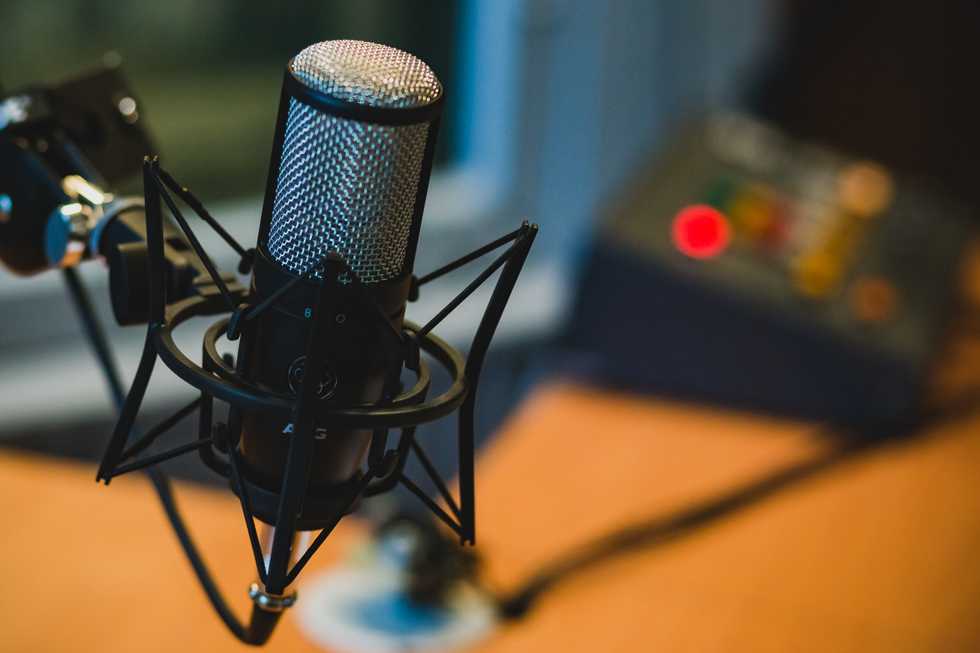 4 reasons Why you need to start listening to podcasts today