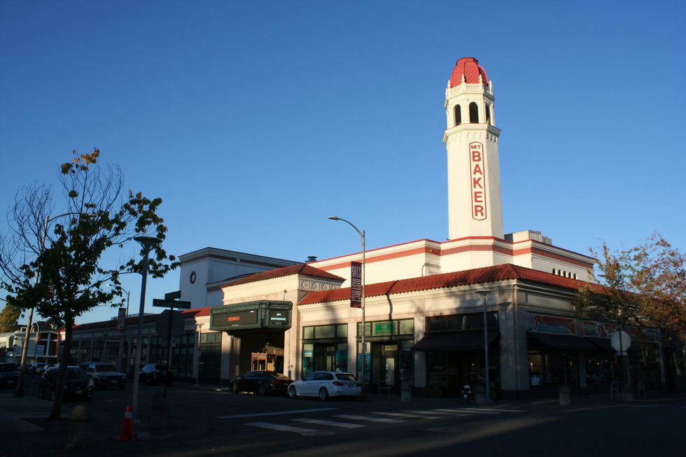 10 Restaurants In Bellingham, WA, That'll Have Your Money Wanting To Be Spent