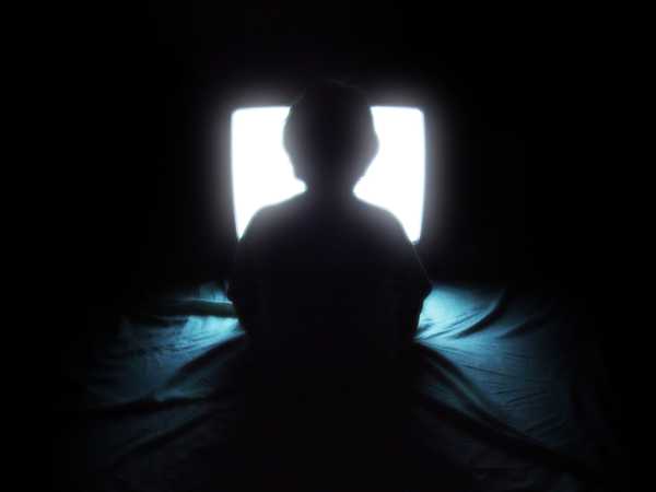 A Comprehensive Guide to binge-watching a tV show