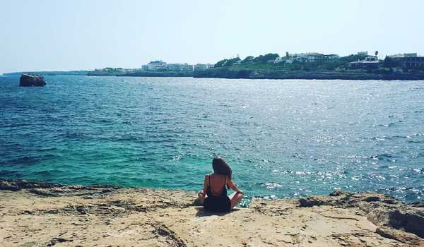 25 Literary Quotes To Use As Insta Captions This Summer