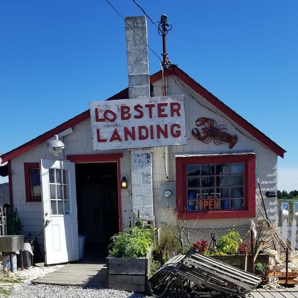 The Best Summer Job And Lobster Roll In Connecticut
