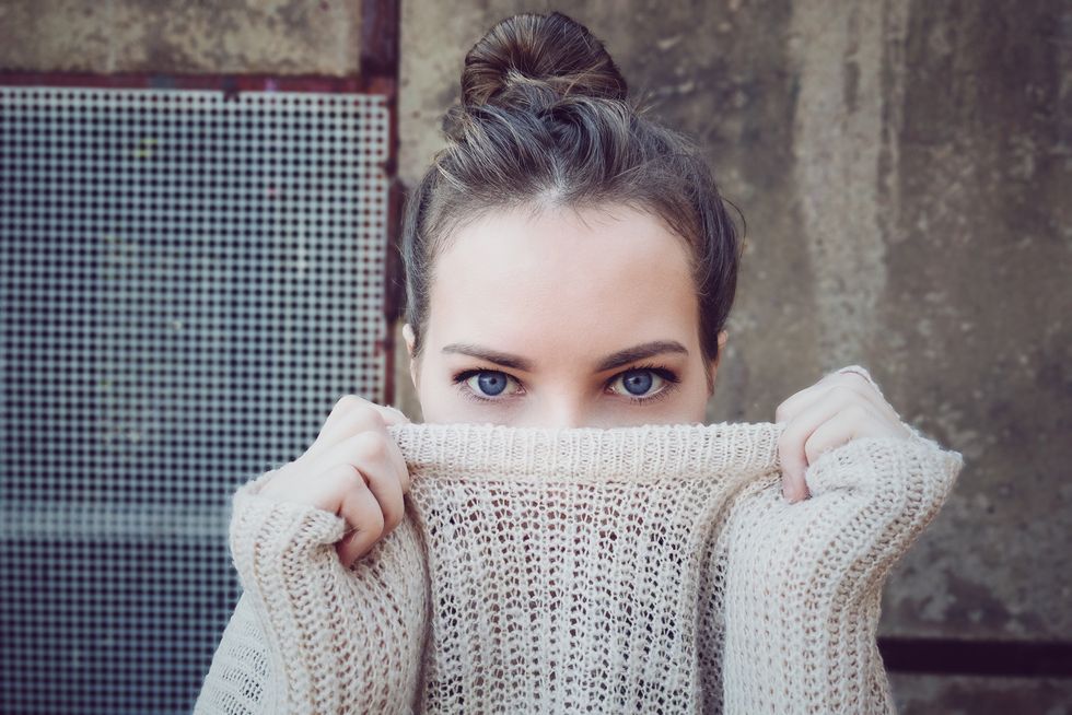 15 Totally Creepy things Girls Do When They're Totally Obsessed With Their Crush