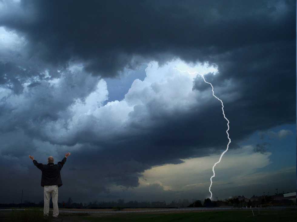 Praise Him in the storm