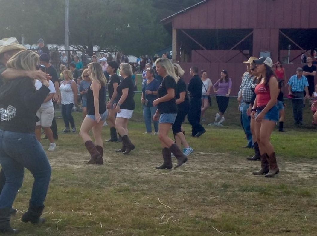 I'm A Diehard 'redneck' country Girl Living In New England