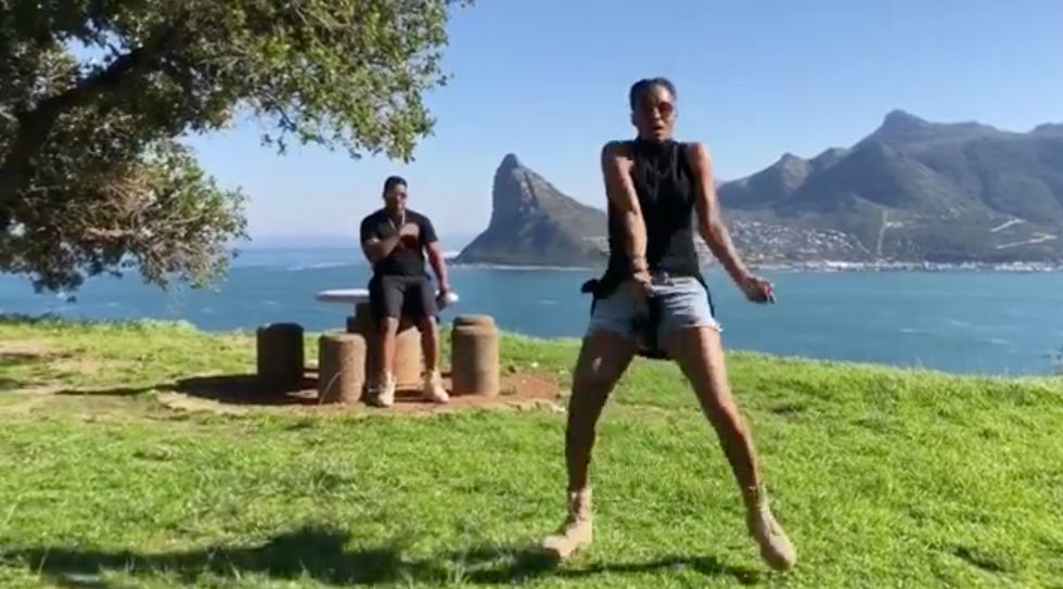 43 Song Lyrics That Got You In Your Instagram Caption 'Feelings' Summer 2018