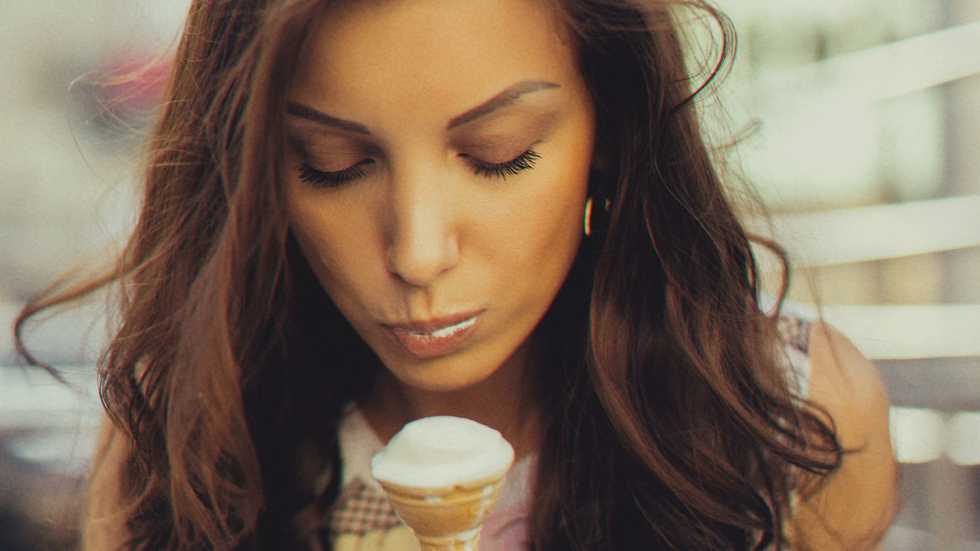 The 16-Step Rehab Guide To Properly Mourn A Breakup Before Getting Back On Your Feet