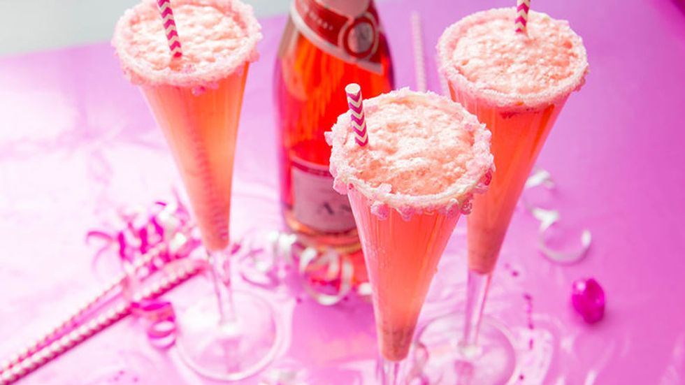 5 Things You Need For A Perfect Girls' Night