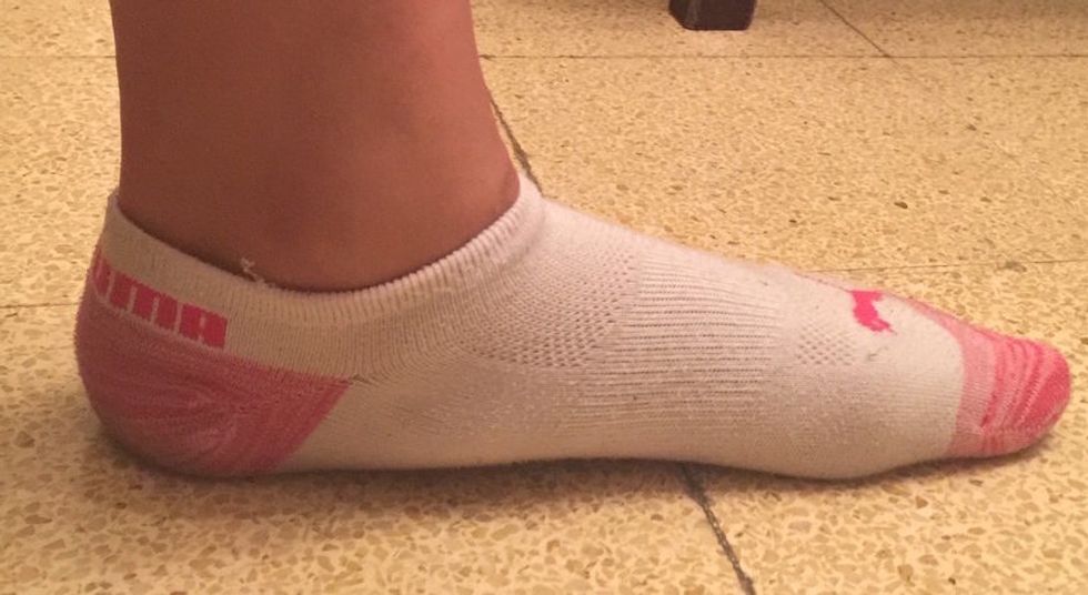 7 Reasons My Flat Feet Will Always Be The Bane Of My Existence