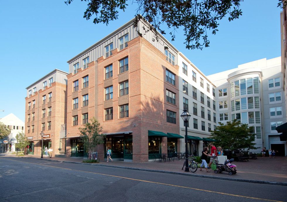 Everything I Wish I Knew Before Moving Into My First Apartment