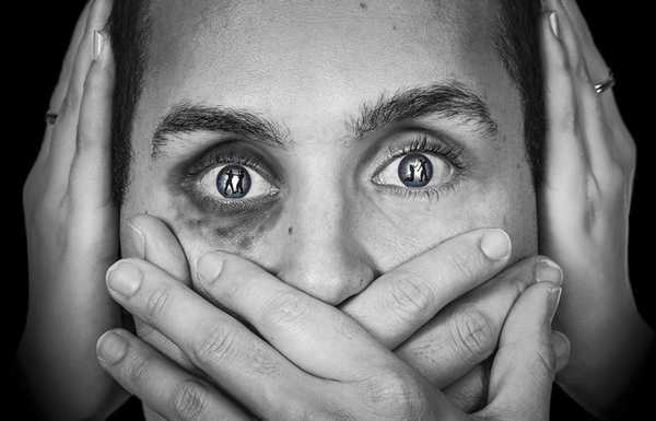 23 Warning Signs You Might Be In A Toxic Relationship