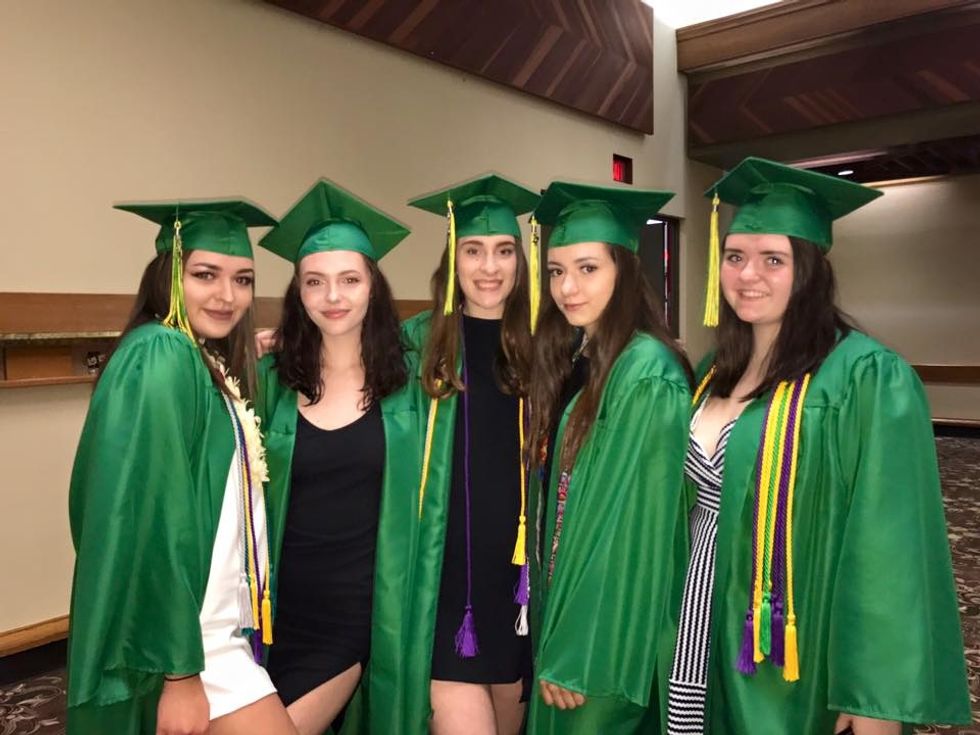 17 Myths About College We All Grew Up Hearing, But Aren’t True At All