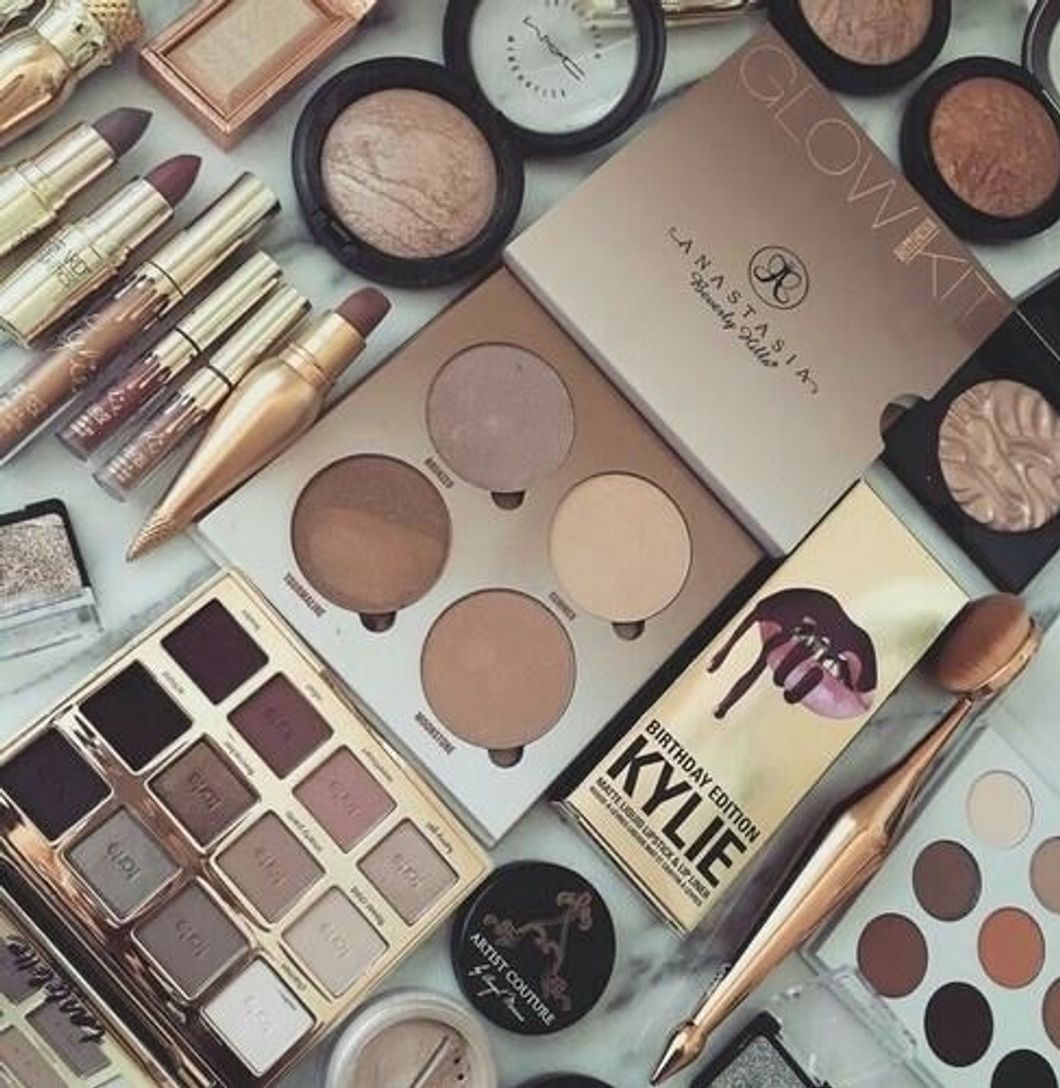 19 Beauty Steals College Girls Can't Afford To Sleep On