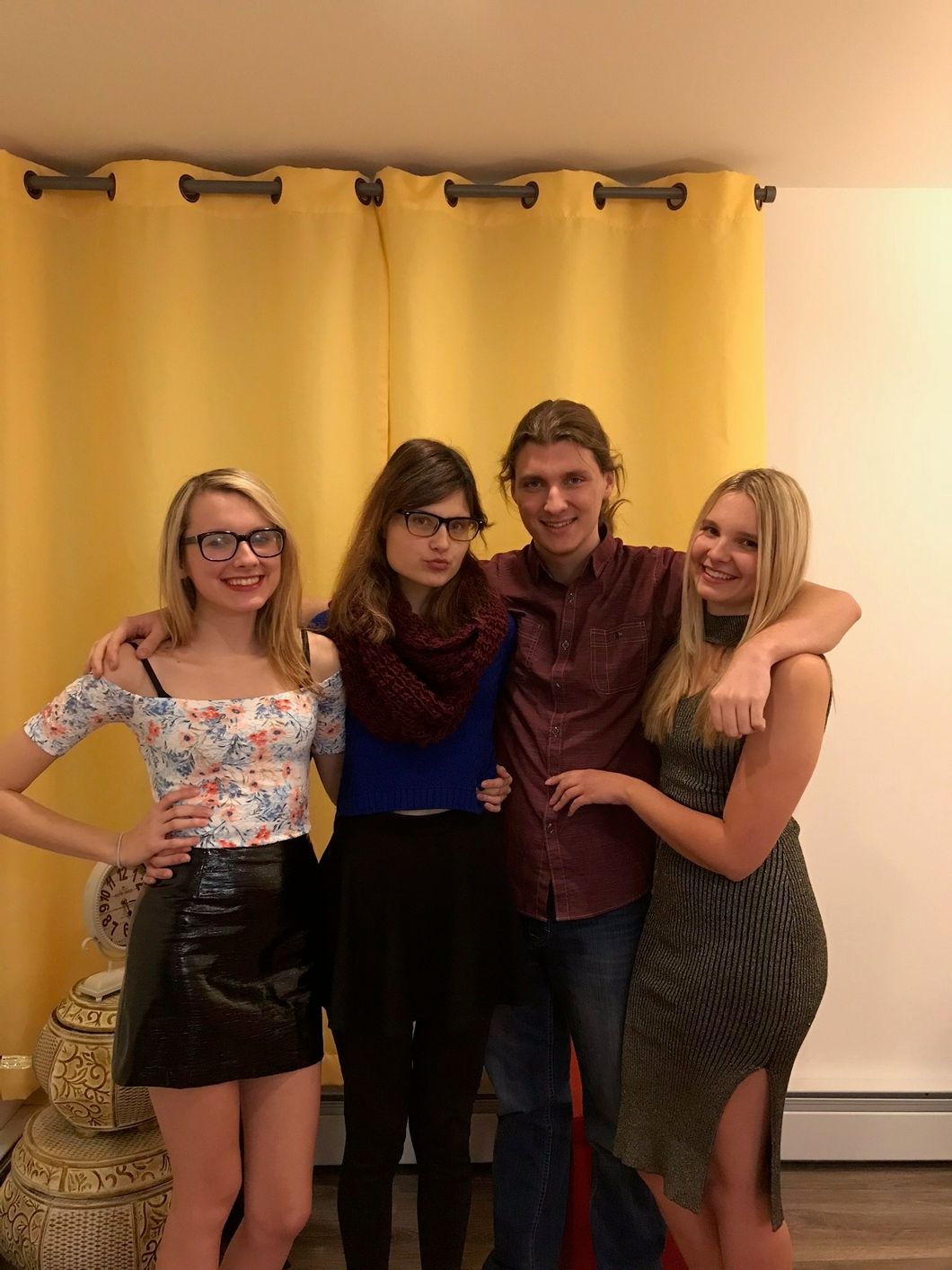 7 Things All Youngest Children Can Relate To On A Spiritual Level