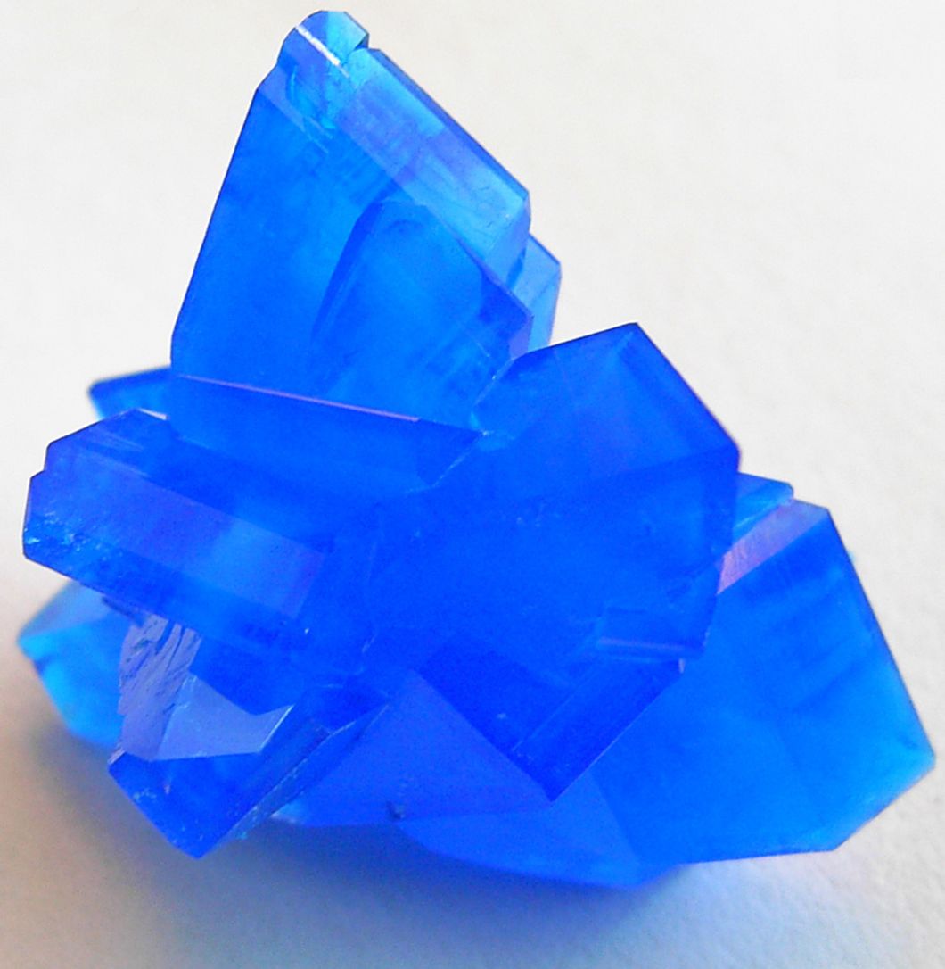 The Colors of Chemistry: How Copper Becomes the Prettiest Blue You've Ever Seen