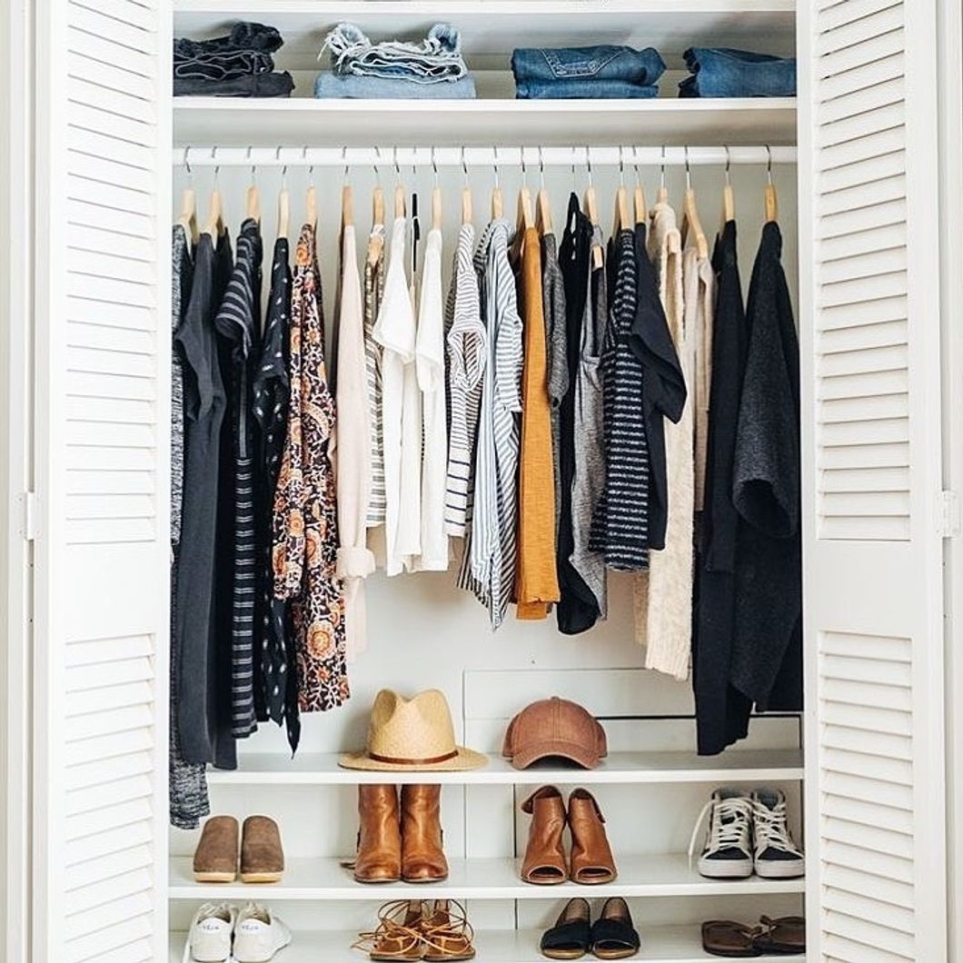 Hey, Capsule Wardrobes Are Vital For College Students