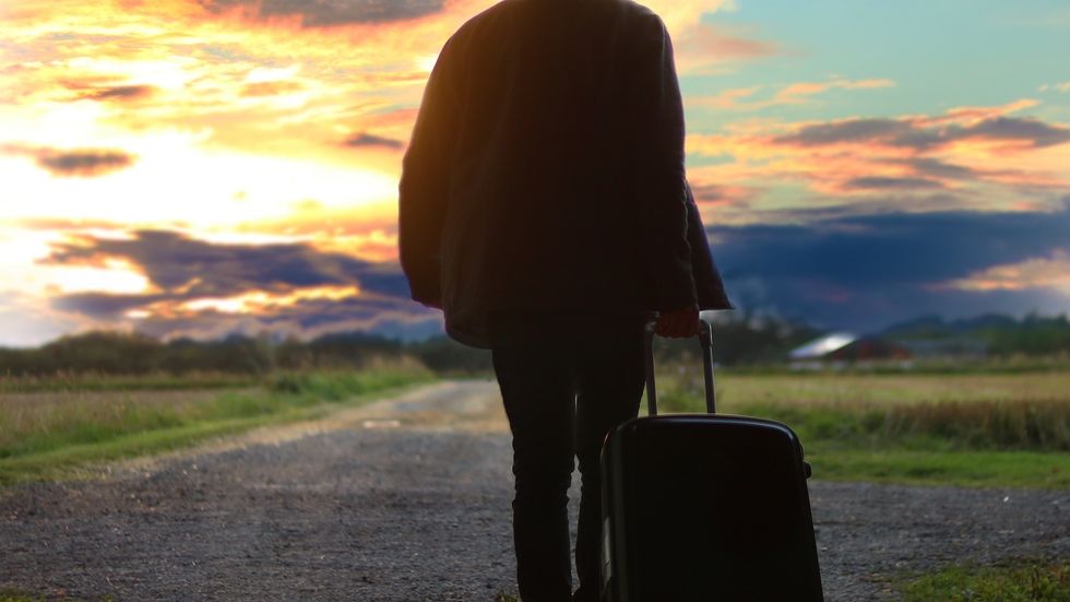 6 Essentials In Every Experienced Wanderluster's Travel Bags, Carry-On AND Check-In