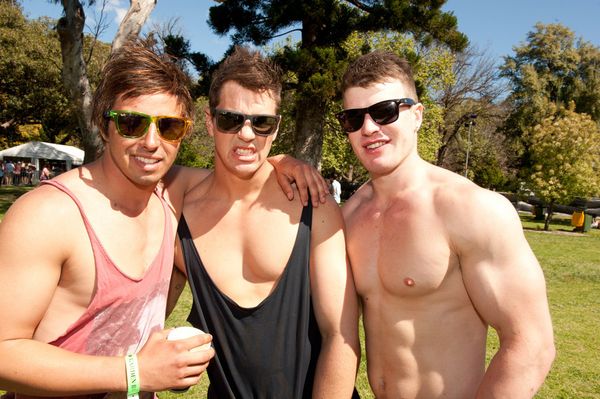 11 Strange And Confusing Things Guys Do, According To Girls