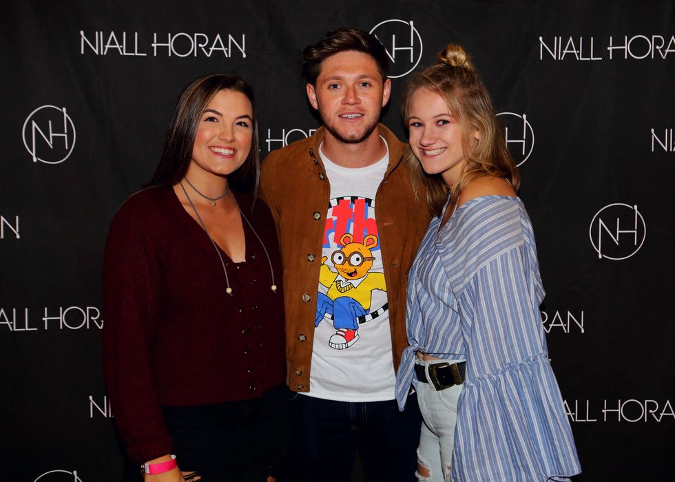 9 Signs You Were THAT One Direction Fan