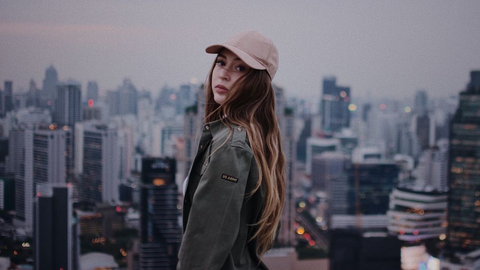 20 Things To Do In Your 20s Instead Of Looking For Love