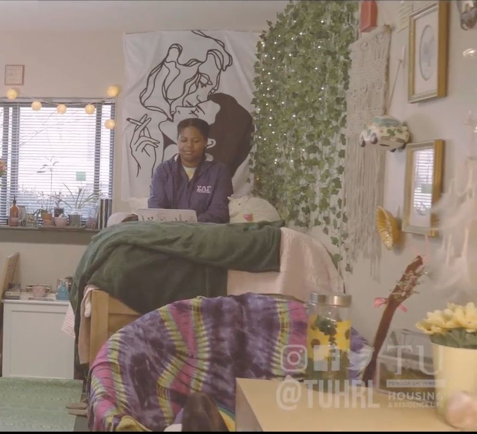 10 Ways I Won My School's Dorm Decor Contest Without Being Basic