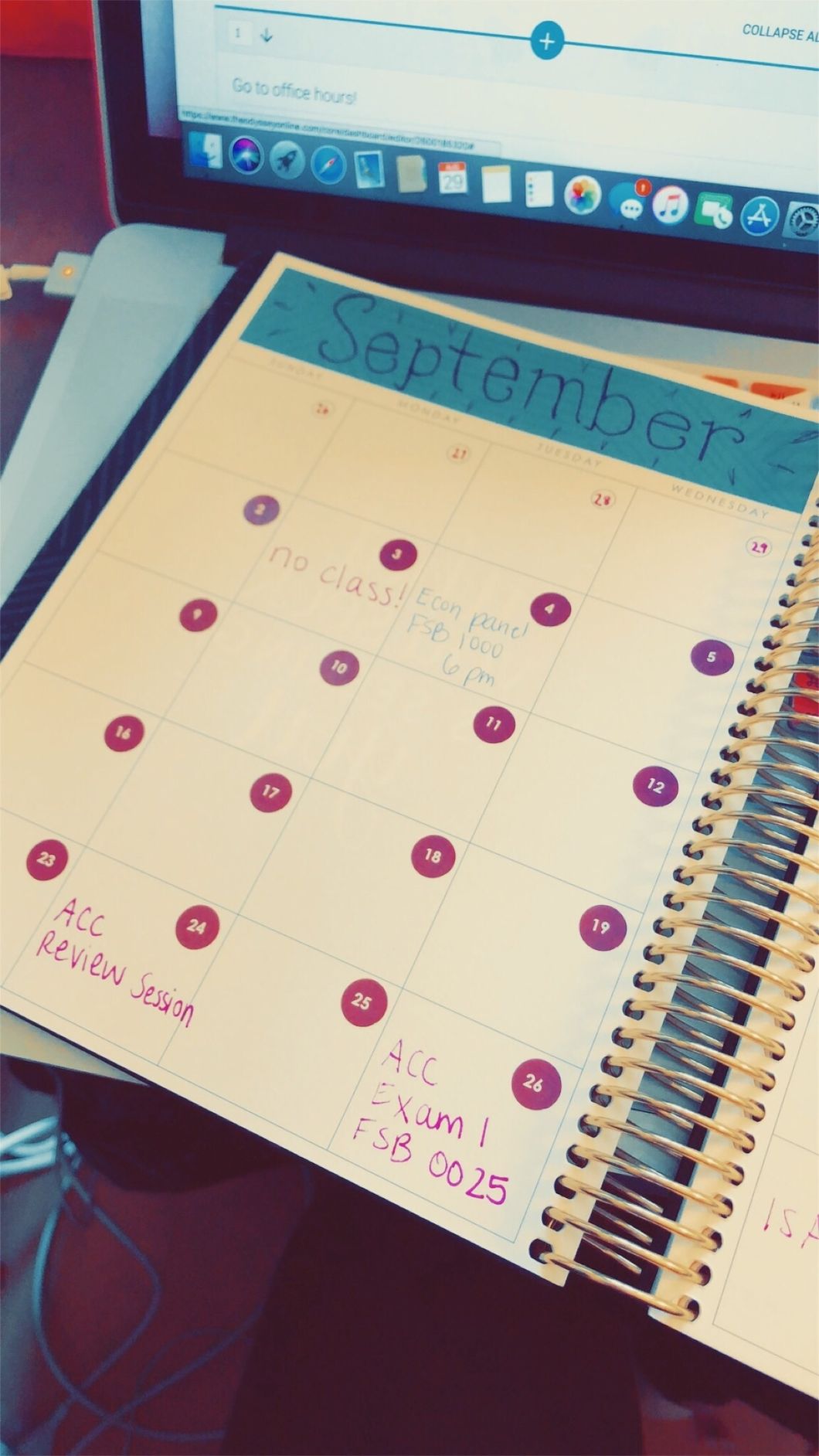 9 Things That Make You Stand Out To Your Professors Regardless Of Your Grades