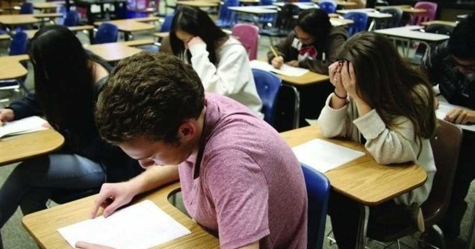 Wake Up America, This Whole Education Scheme Isn't Working