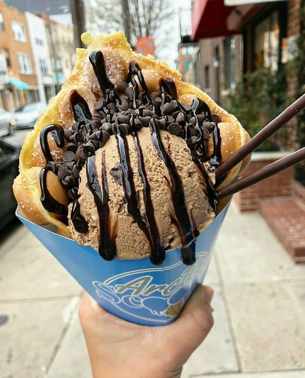 7 Ice Cream Shops In Philadelphia You Need To Visit Before Winter