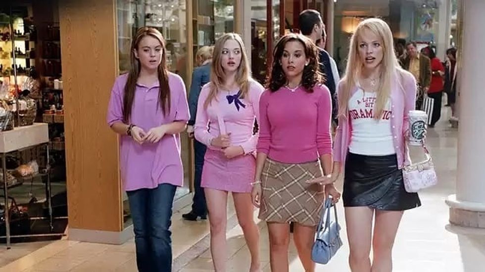 10 Ways The Plastics Would Commit Ultimate Social Media Sabotage If It Came Out In 2018