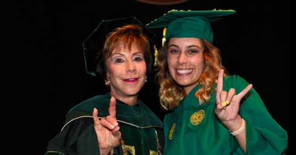 8 Things You Should Do Before You Graduate College